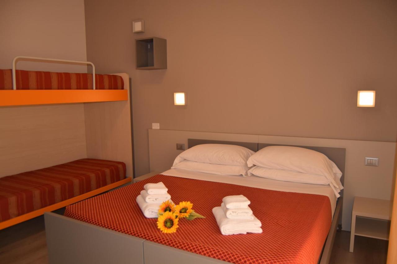 Aparthotel Orchidea Marina Tirrenia Zewnętrze zdjęcie