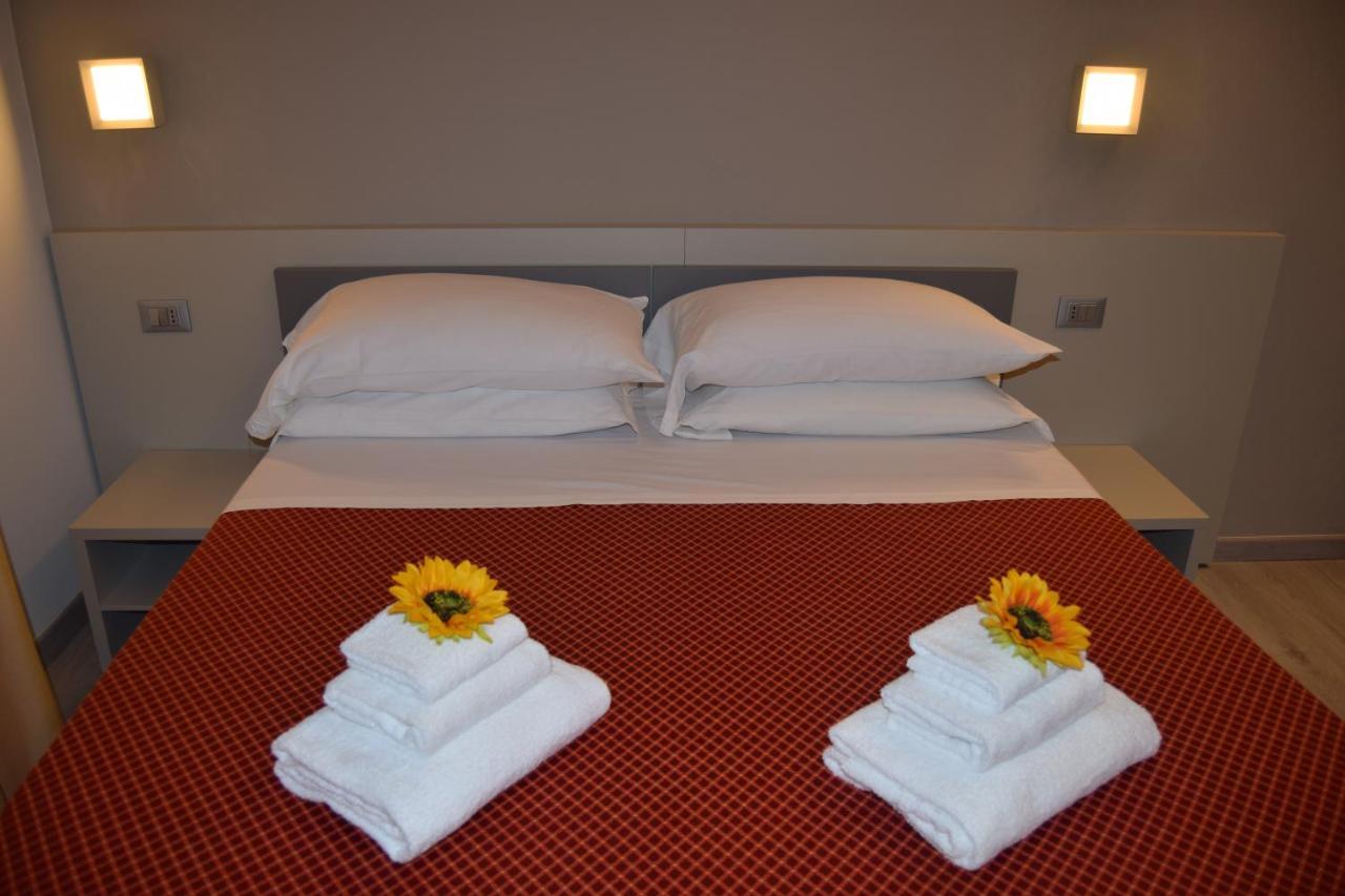 Aparthotel Orchidea Marina Tirrenia Zewnętrze zdjęcie