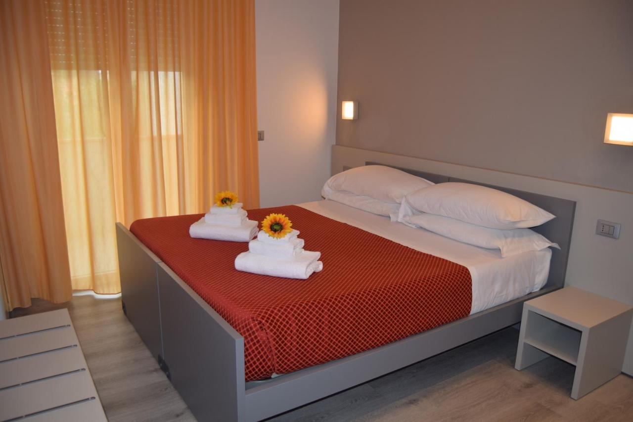 Aparthotel Orchidea Marina Tirrenia Zewnętrze zdjęcie