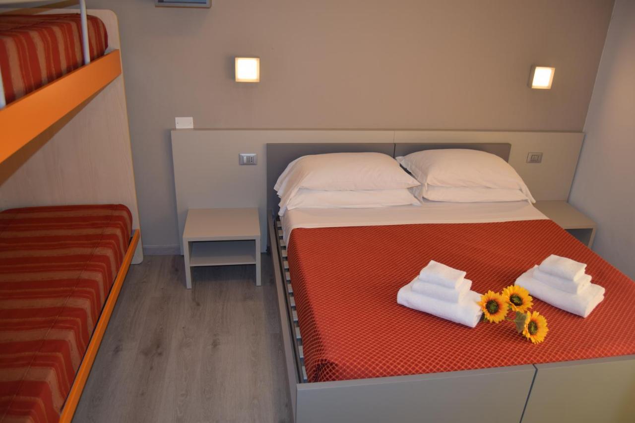 Aparthotel Orchidea Marina Tirrenia Zewnętrze zdjęcie