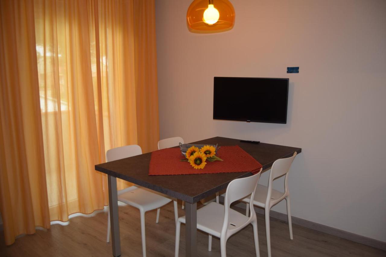 Aparthotel Orchidea Marina Tirrenia Zewnętrze zdjęcie