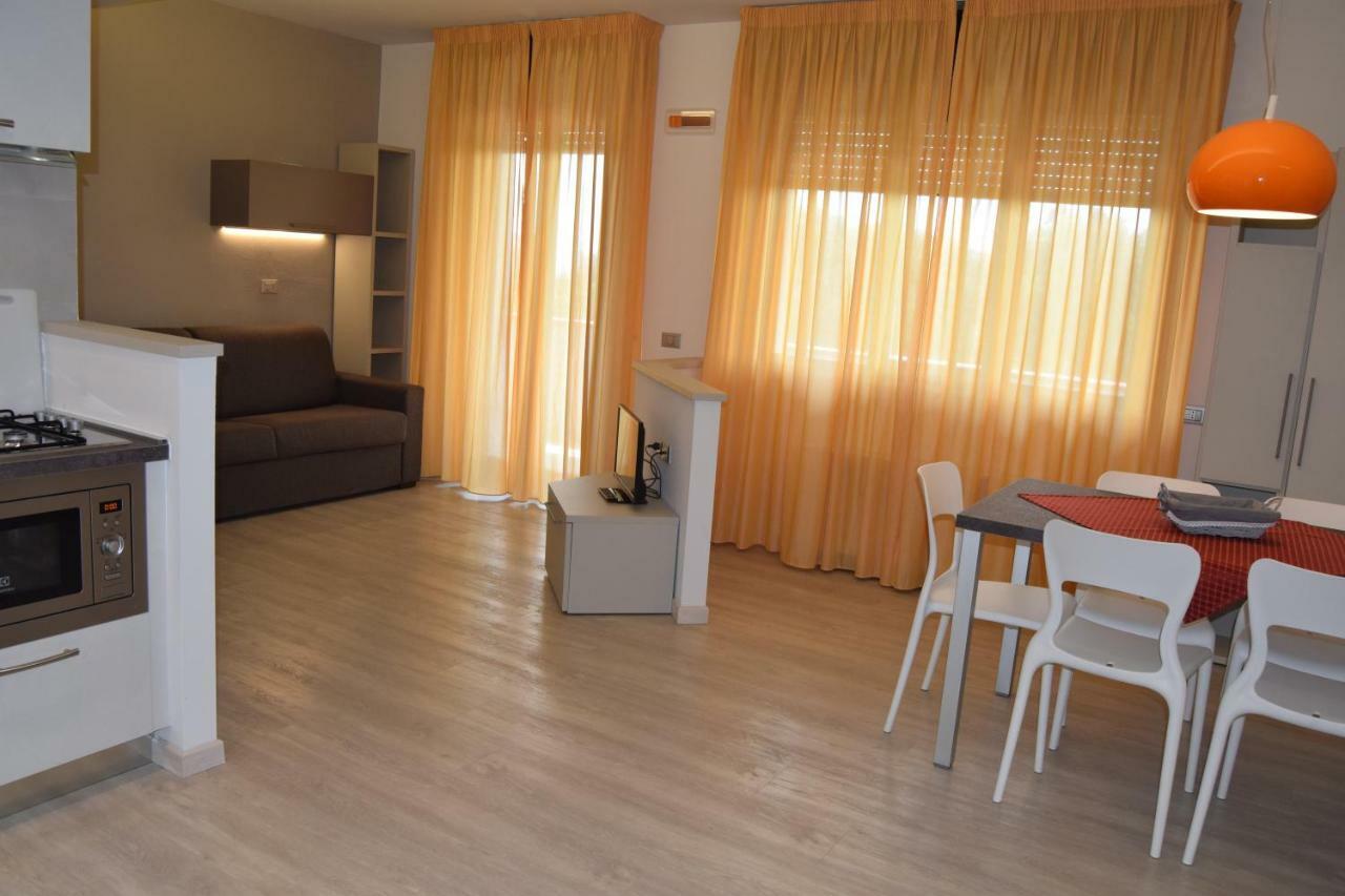 Aparthotel Orchidea Marina Tirrenia Zewnętrze zdjęcie