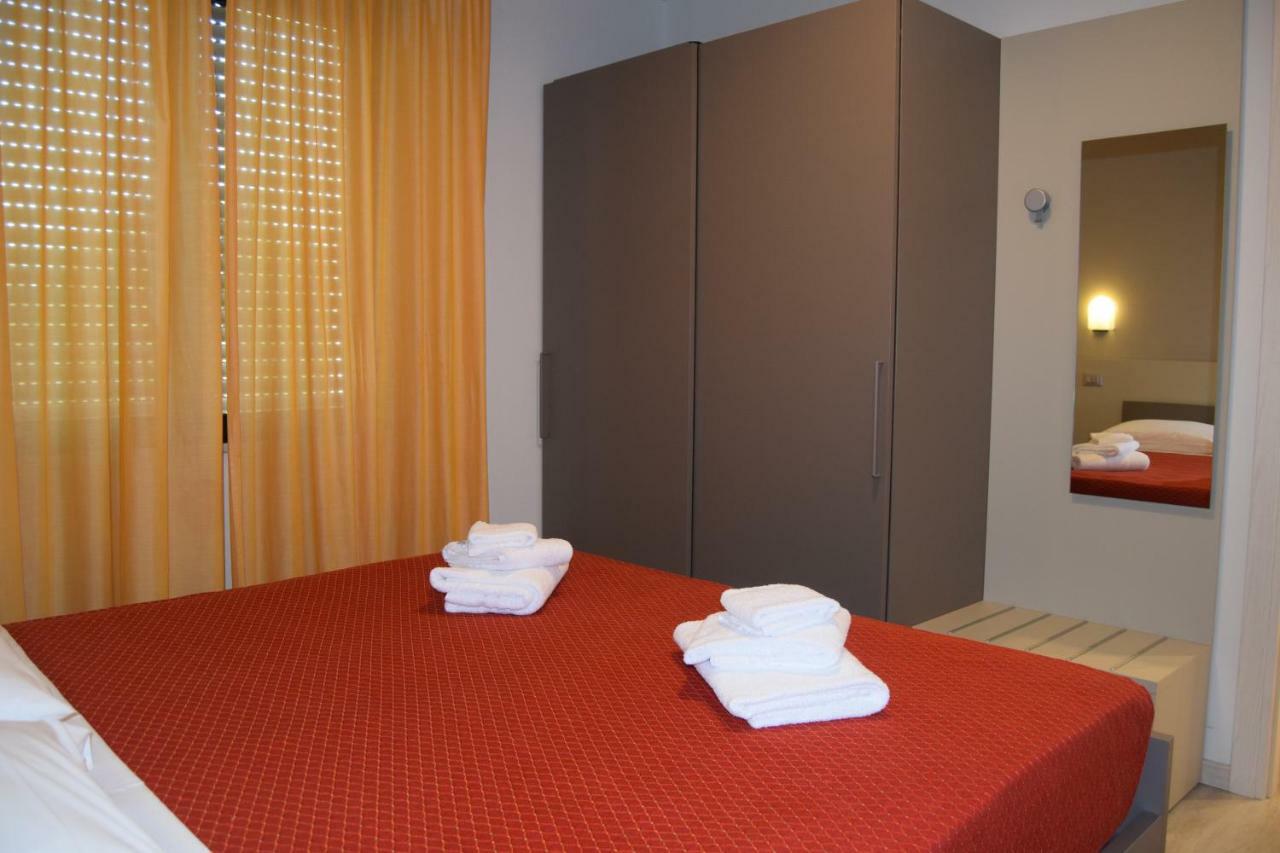 Aparthotel Orchidea Marina Tirrenia Zewnętrze zdjęcie